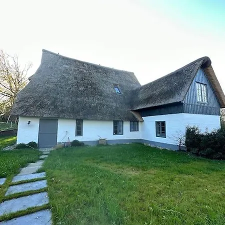 Haus Am Deich Lhd 13 * Neuendorf bei Elmshorn